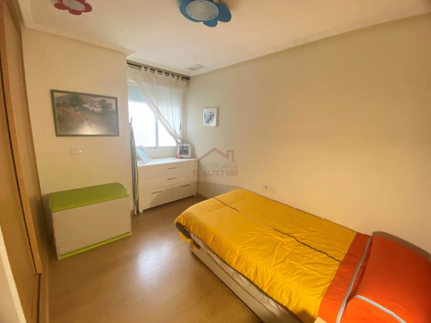 Habitación de Piso en venta en Elche / Elx con Aire acondicionado, Calefacción y Horno
