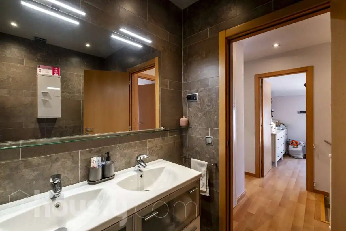 Appartamento con terrazza in vendita a Carrer del Doctor Fleming ., imagen 21