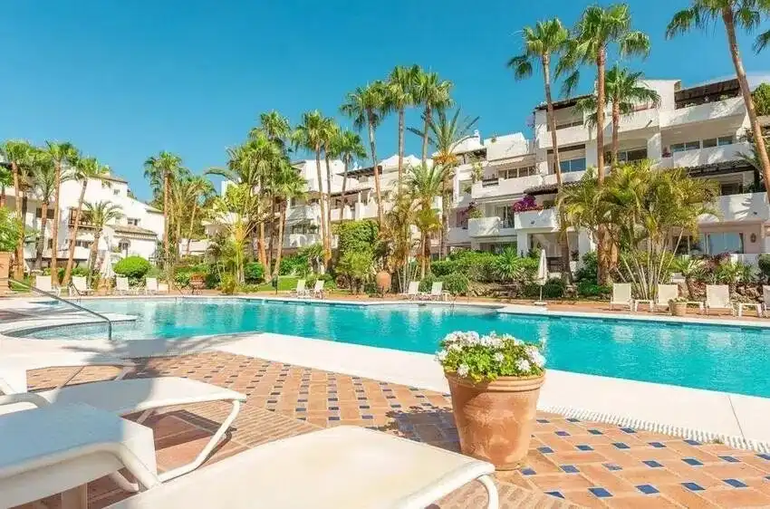 Exterior view of Attic for sale in Marbella  with Air Conditioner, Heating and Private garden