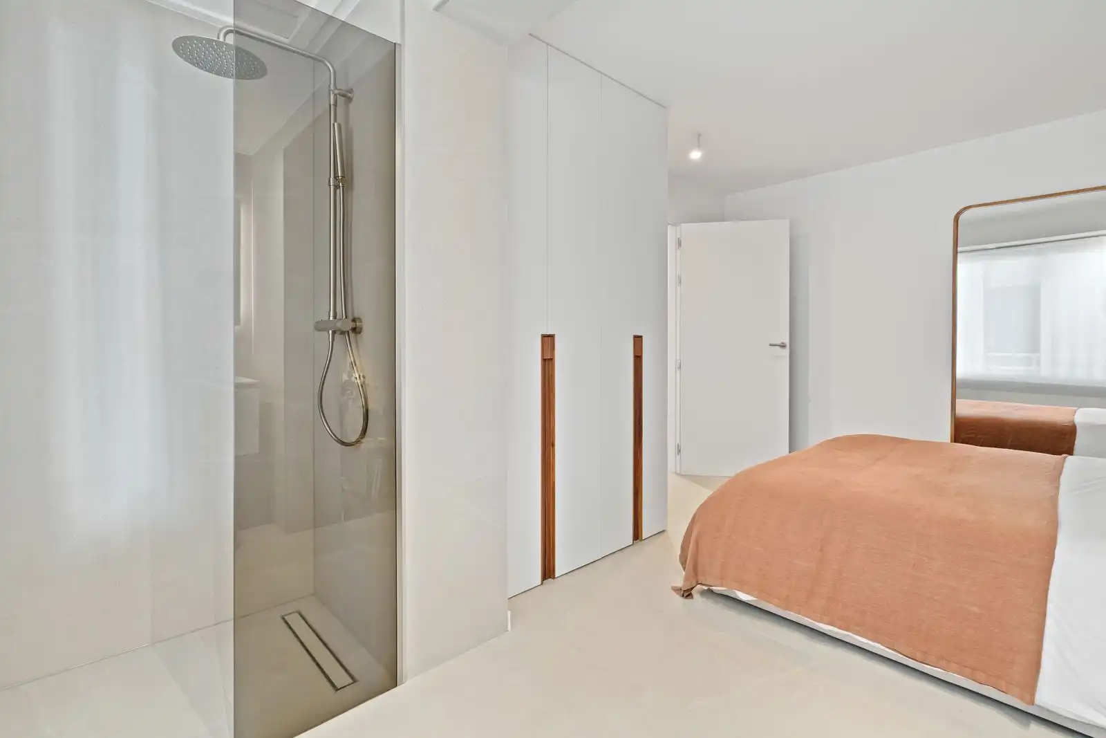 Habitación de Apartamento en venta en Marbella con Terraza, Trastero y Amueblado