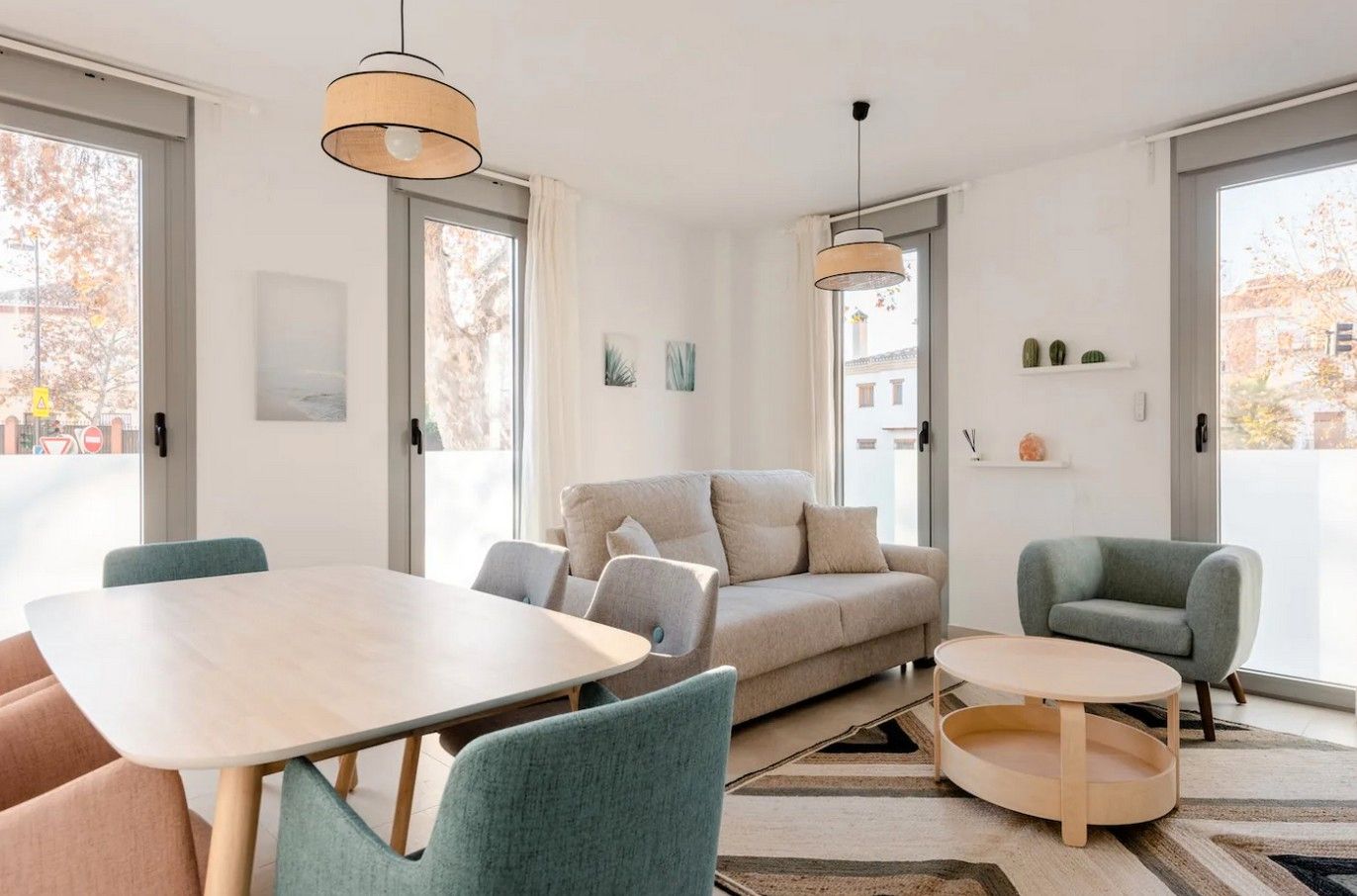 Living room of Apartment to rent in  Granada Capital  with Air Conditioner, Parquet flooring and Furnished