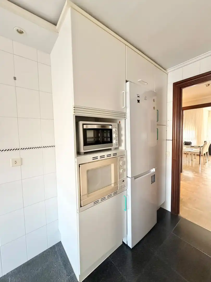 Kitchen of Flat for rent in  Logroño  with Heating, Terrace and Swimming Pool