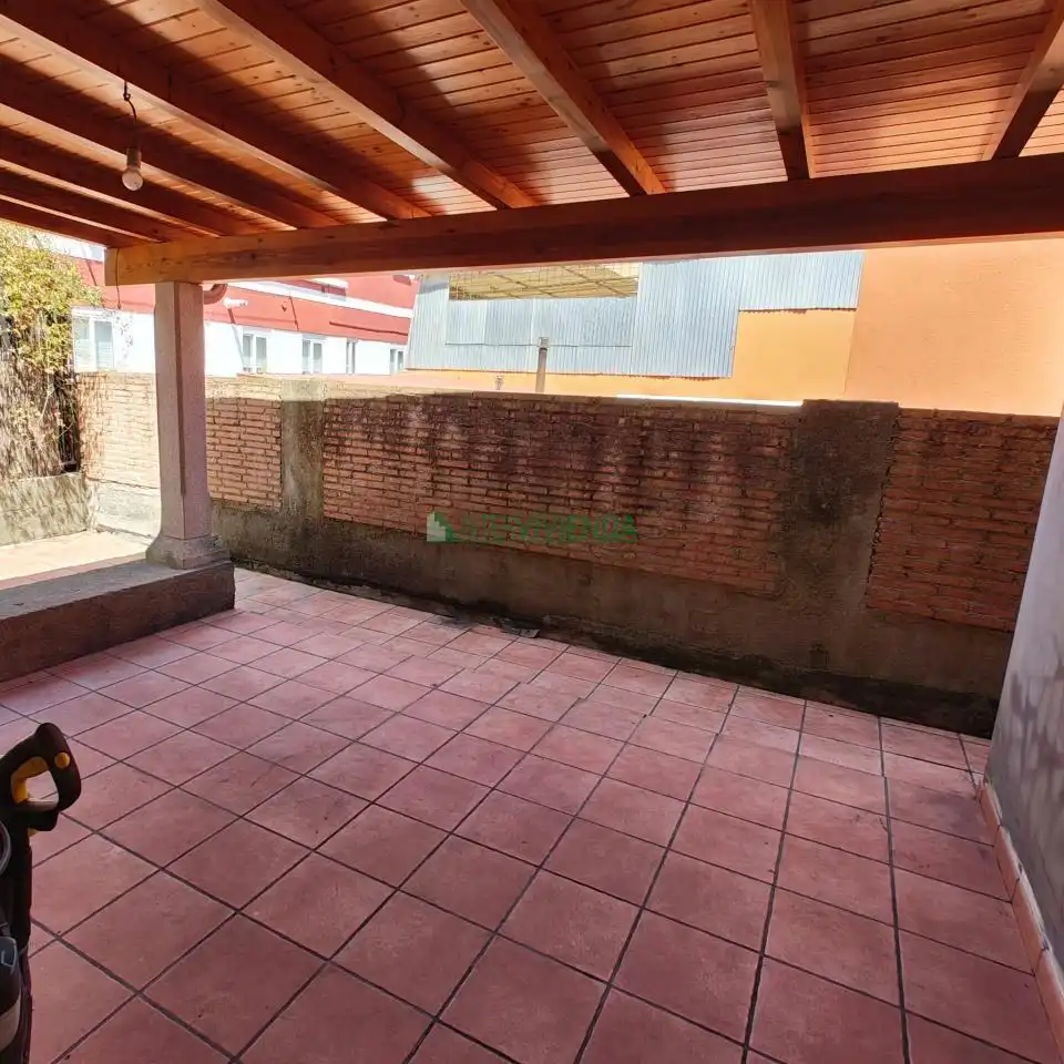 Terraza de Casa adosada en venta en Vigo  con Calefacción, Terraza y Trastero