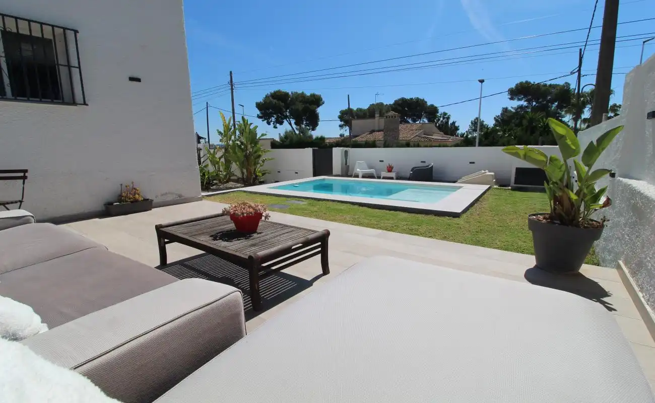 Terraza de Casa o chalet en venta en L'Eliana con Aire acondicionado, Calefacción y Jardín privado
