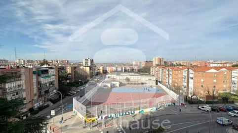 Foto 2 de Piso en venta en Calle Aldeanueva de la Vera, Las Águilas,  Madrid Capital