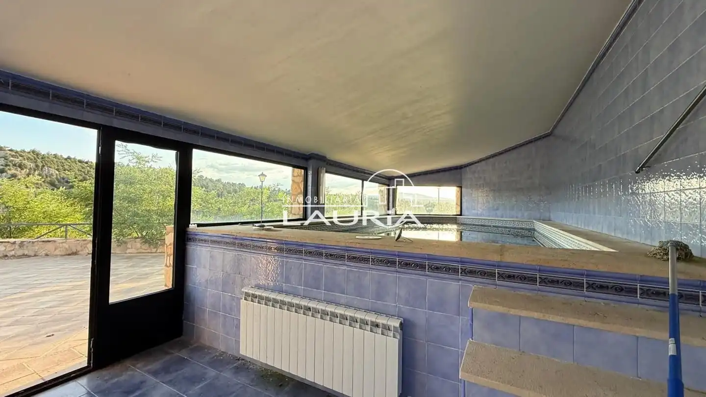 Piscina de Finca rústica en venta en Teruel con Calefacción, Jardín privado y Terraza