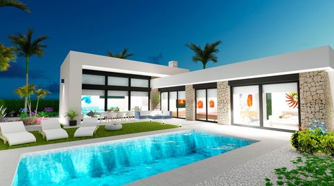 Villa de 3 dormitorios en venta en Calasparra, con piscina