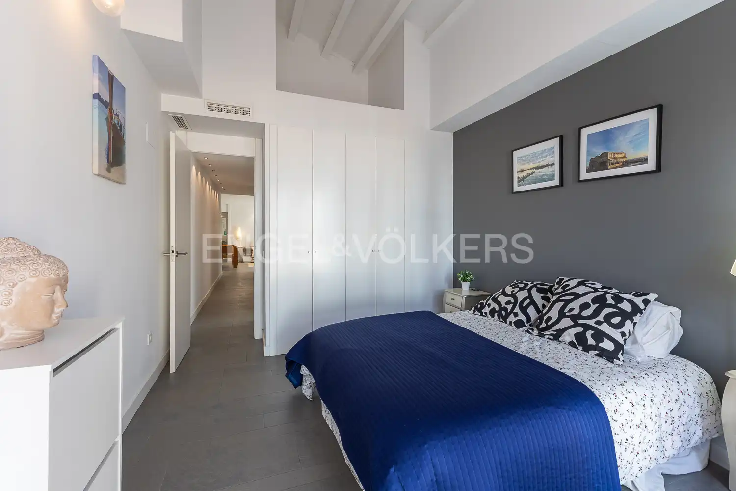 Wohnung zur Miete in Calle Isabel de Villena, La Malva-rosa