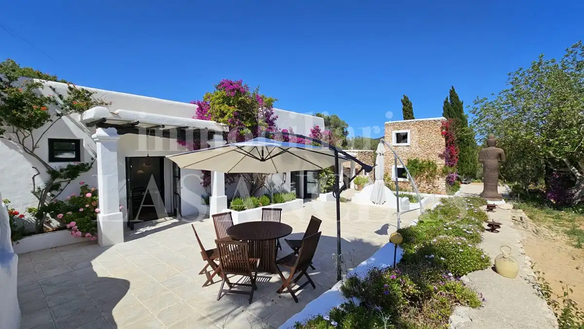 Terrassa de Finca rústica en venda en Santa Eulària des Riu amb Aire condicionat, Calefacció i Terrassa