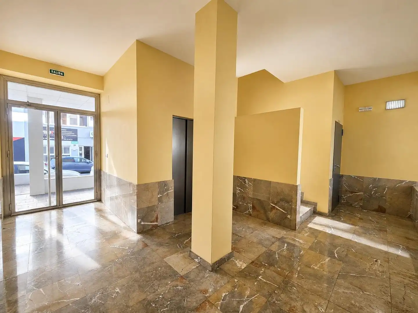 Piso de alquiler en Plasencia con Aire acondicionado, Calefacción y Amueblado