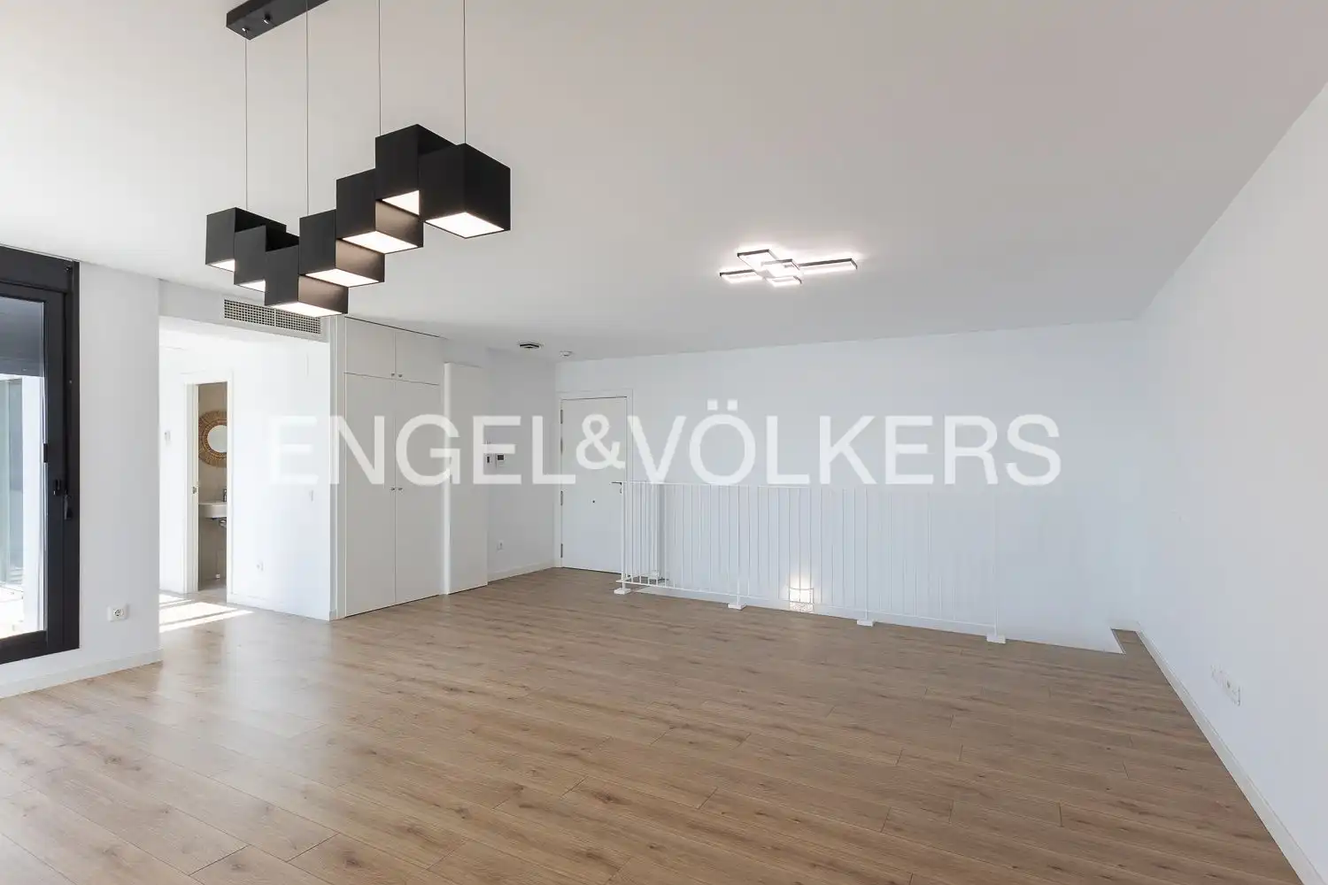Sala de estar de Ático de alquiler en Valencia con Aire acondicionado, Calefacción y Trastero