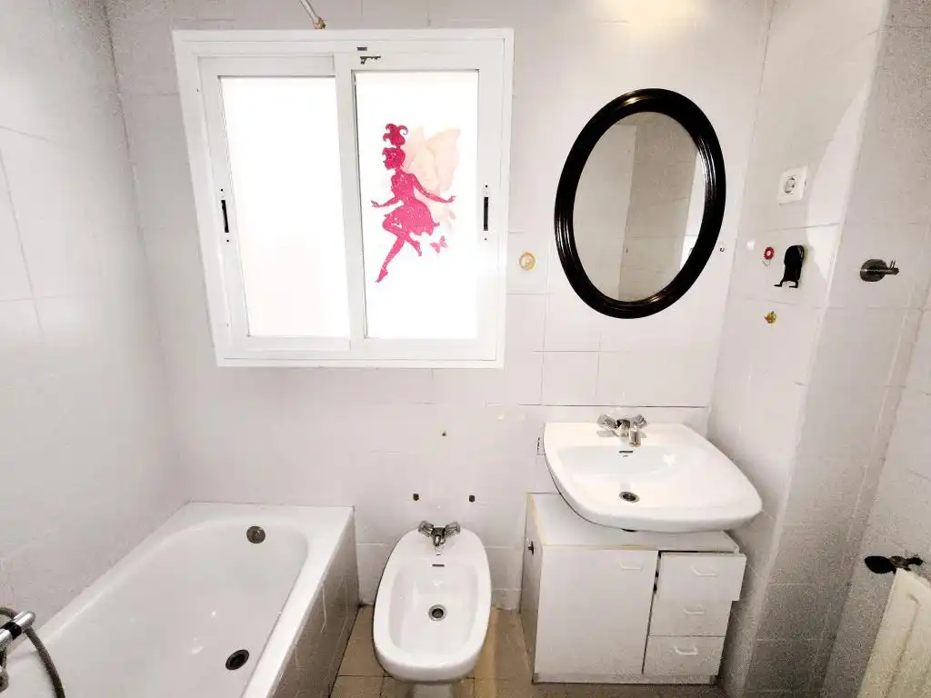 Bany de Pis en venda en Madrid amb Calefacció