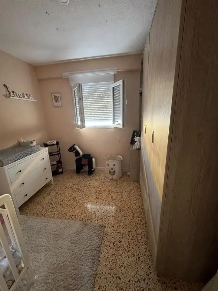 Habitación de Piso en venta en Canals con Calefacción