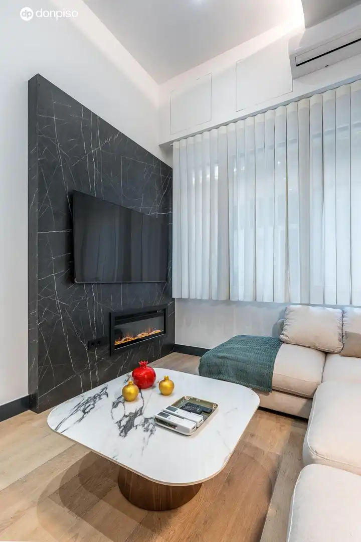 Sala d'estar de Planta baixa en venda en Granada amb Moblat i Piscina comunitària