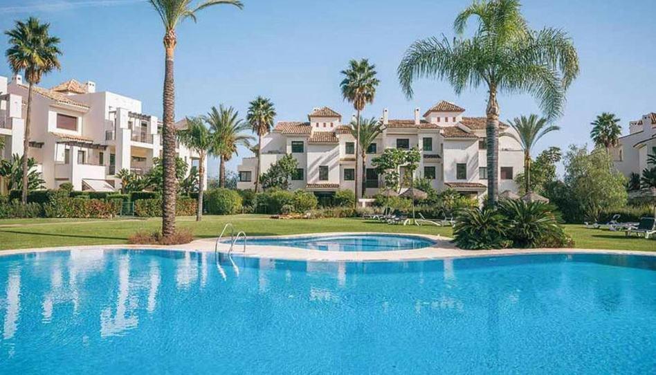 Foto 1 de Casa adosada de lloguer a El Paraíso, Málaga