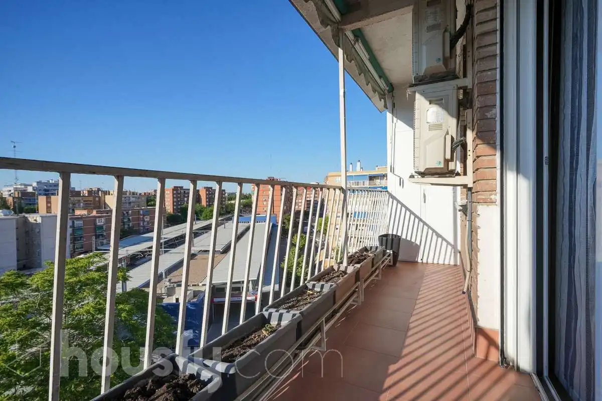Balcony of Flat for sale in Móstoles  with Air Conditioner, Heating and Terrace