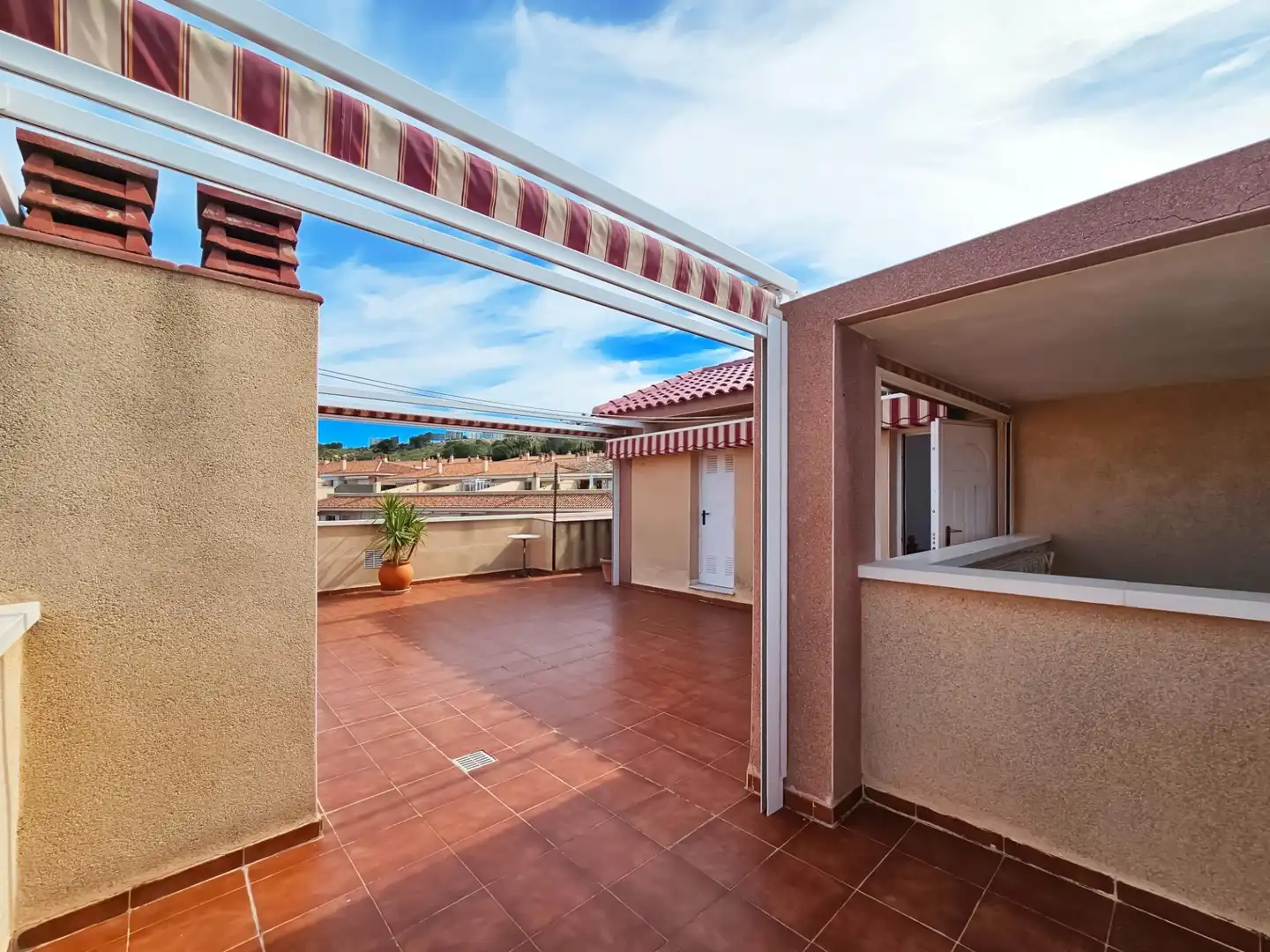 Bungalow con terrazza in vendita a Calle POLONIA, imagen 26