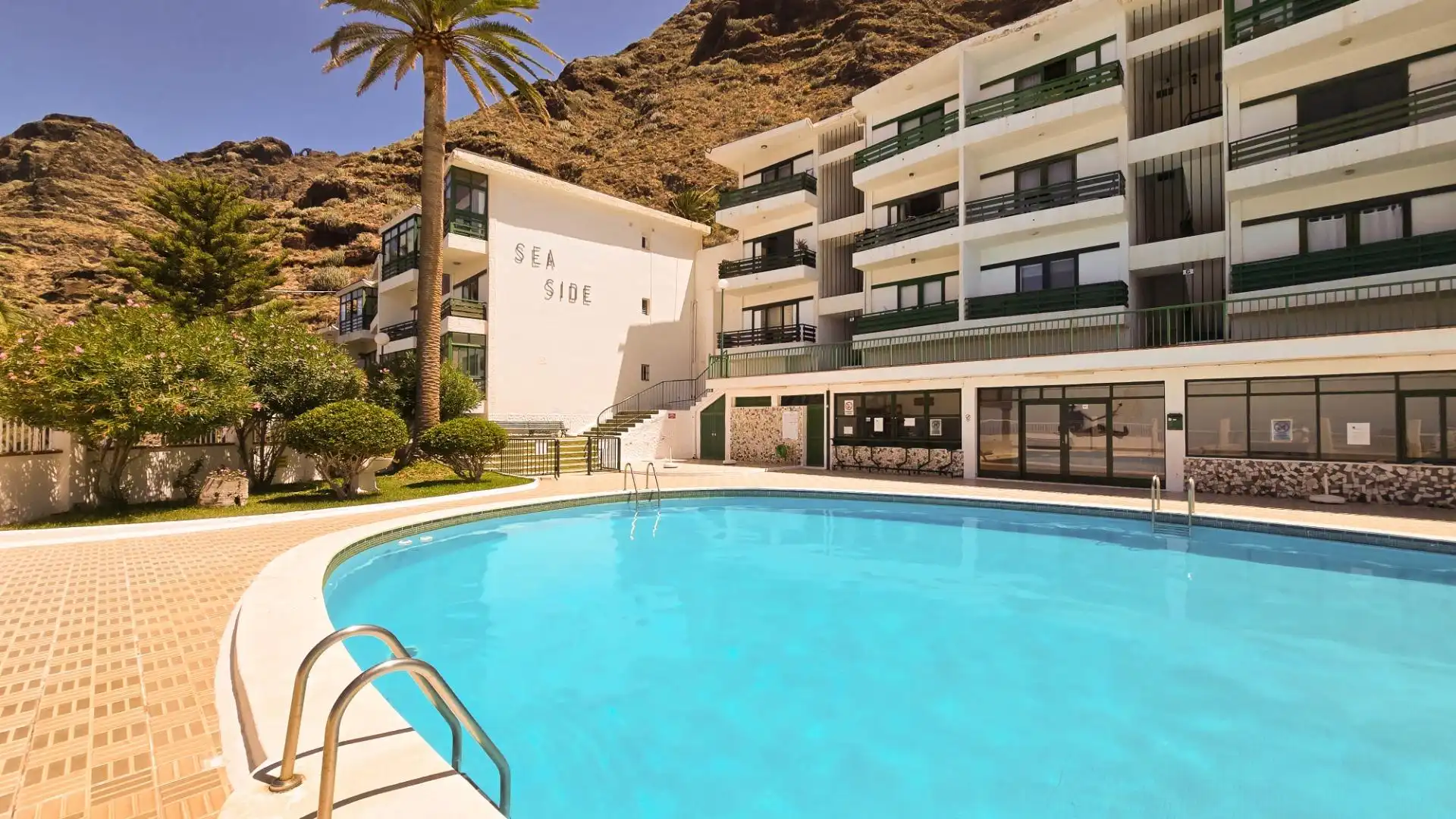 Exterior view of Flat for sale in San Cristóbal de la Laguna  with Terrace and Community pool
