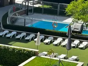Swimming pool of Flat for rent in Madrid  with Air Conditioner, Heating and Parquet flooring