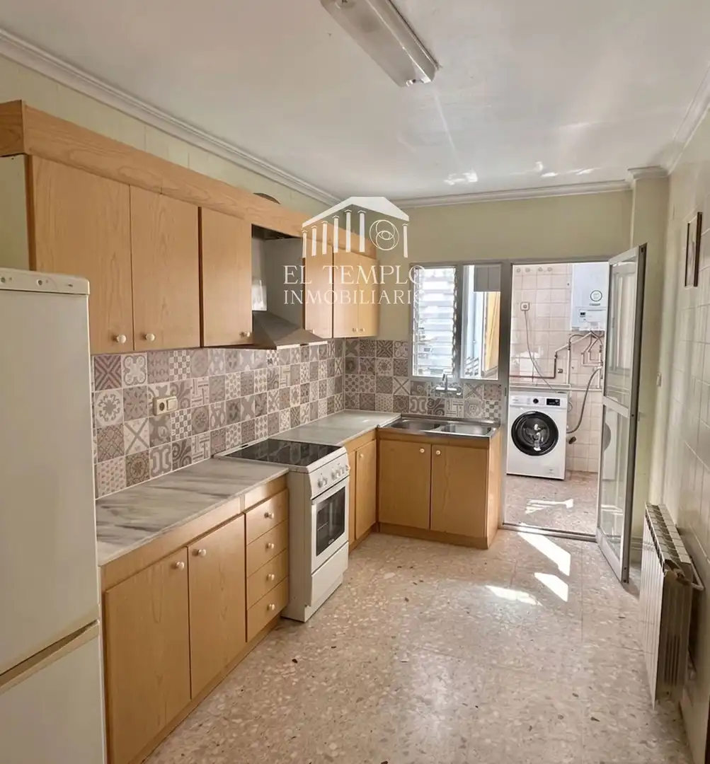 Küche von Wohnung zum Verkauf in Onil mit Heizung