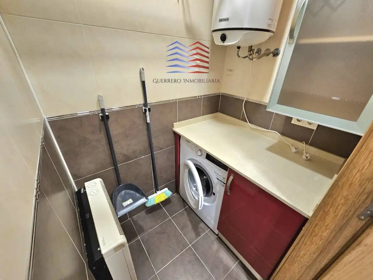 Estudio de alquiler en Ourense Capital  con Calefacción, Parquet y Trastero