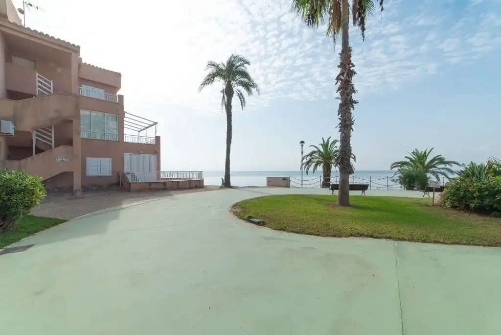 Exterior view of Flat for sale in La Manga del Mar Menor  with Terrace and Furnished