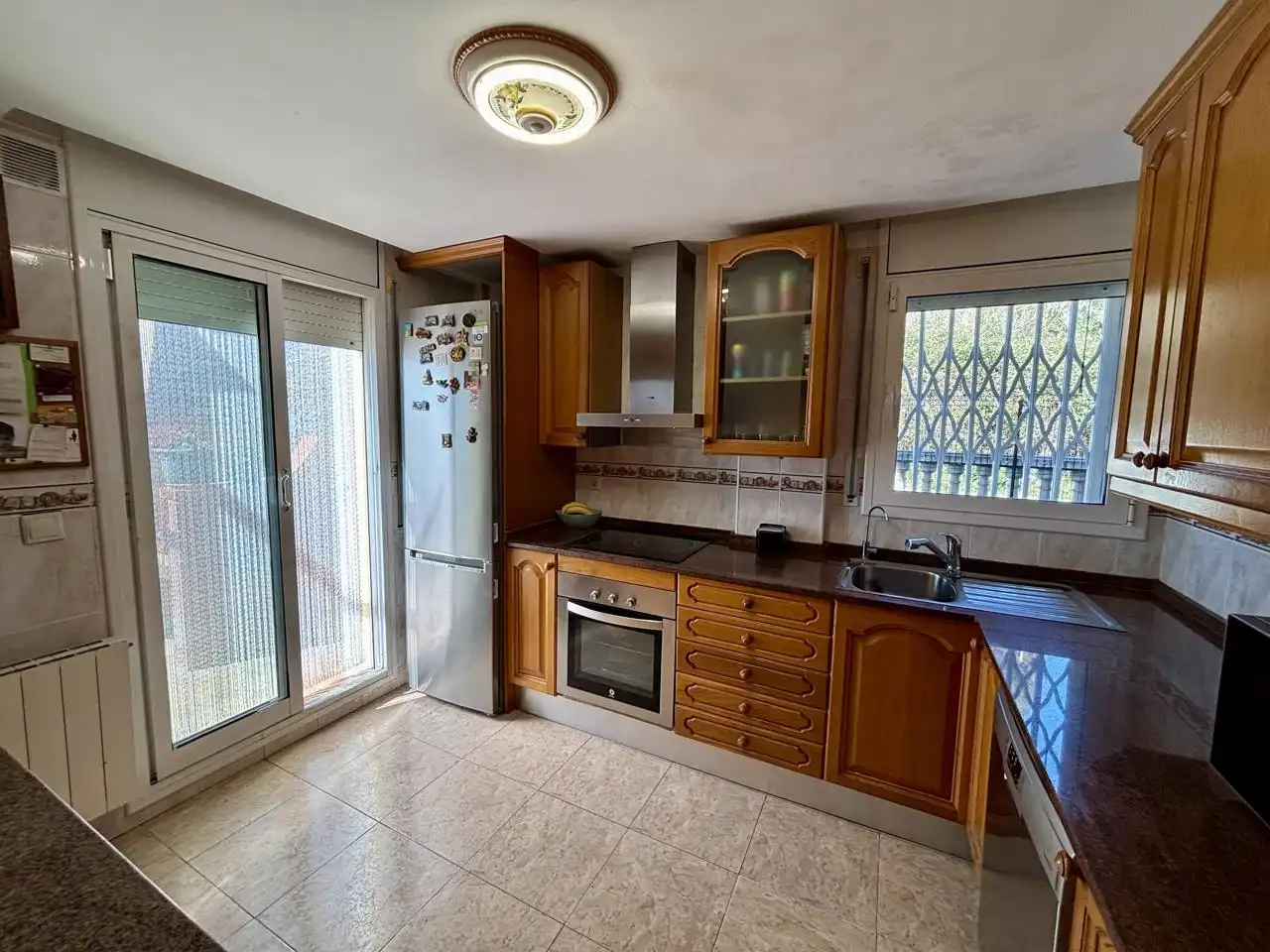 Cocina de Casa adosada en venta en Valls con Aire acondicionado, Calefacción y Jardín privado