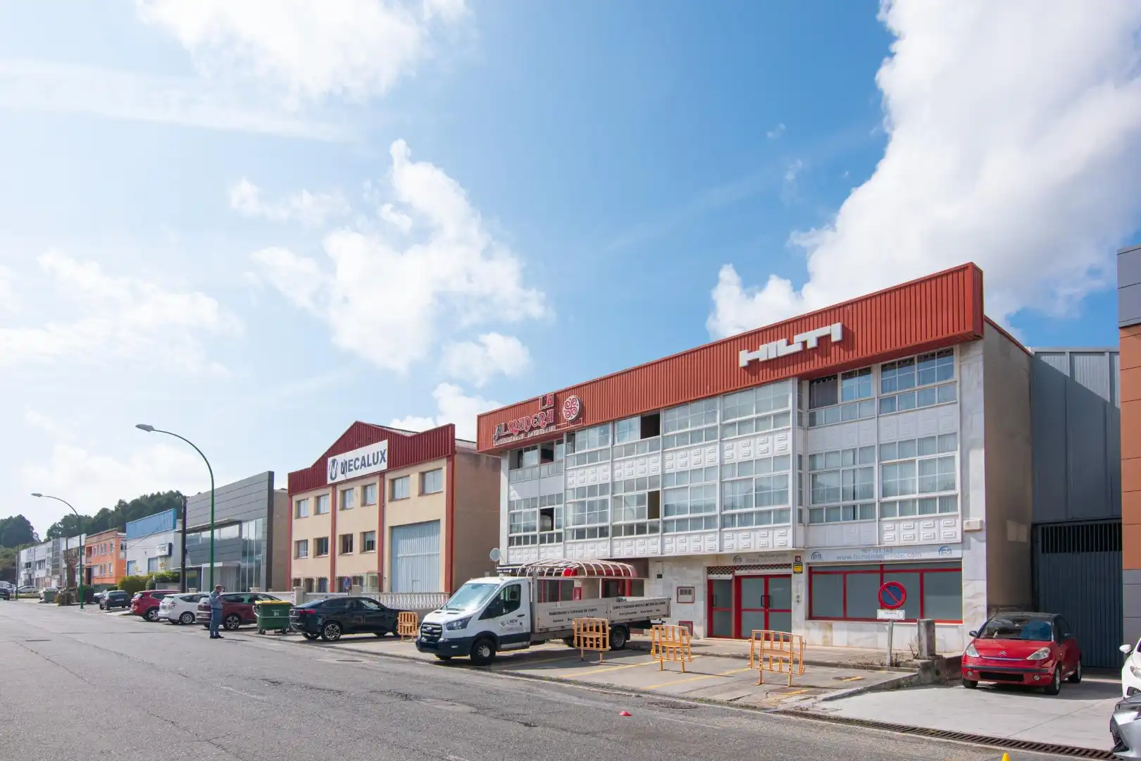 Nau industrial en venda a Mesoiro