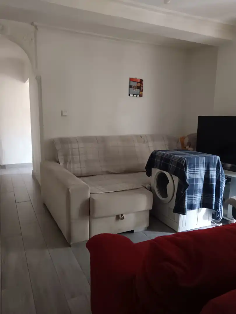 Habitación de Piso en venta en San Juan de Aznalfarache con Amueblado y Balcón