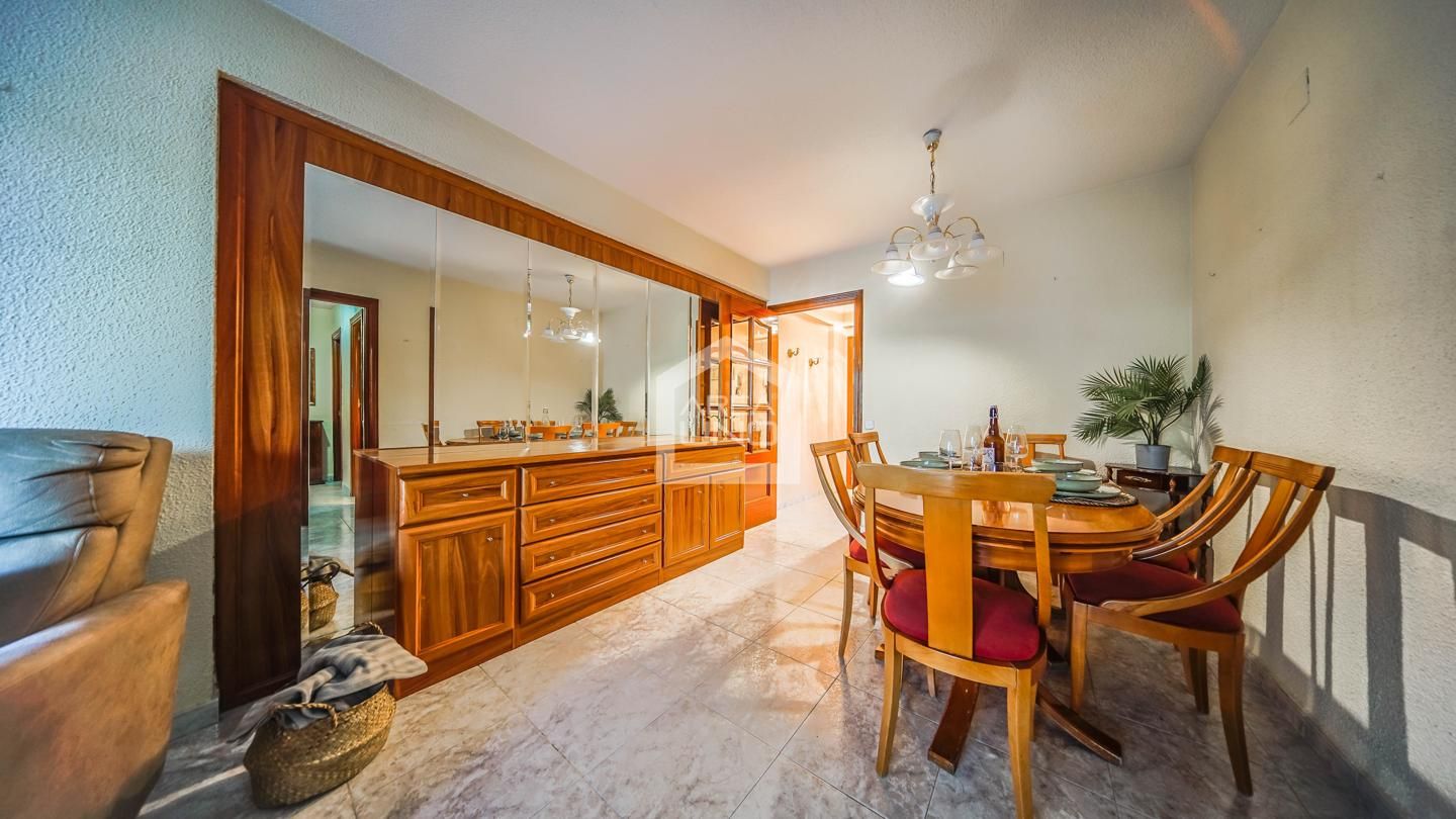 Comedor de Piso en venta en Alcorcón con Calefacción, Terraza y Internet