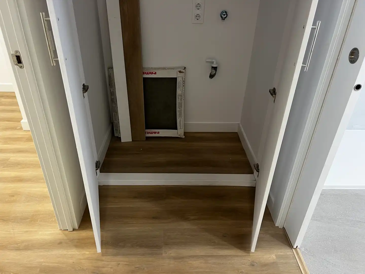 Ground floor for sale in Badalona  with Parquet flooring, Oven and Alarm