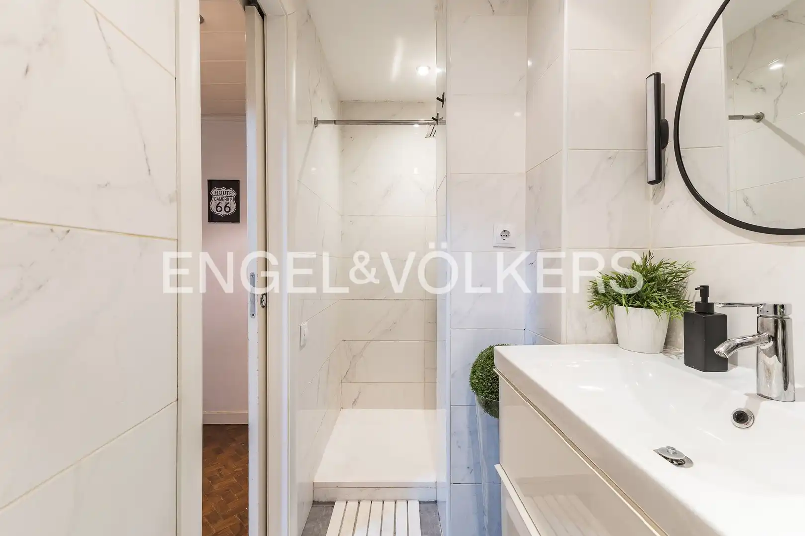 Baño de Piso en venta en L'Hospitalet de Llobregat con Aire acondicionado, Calefacción y Parquet