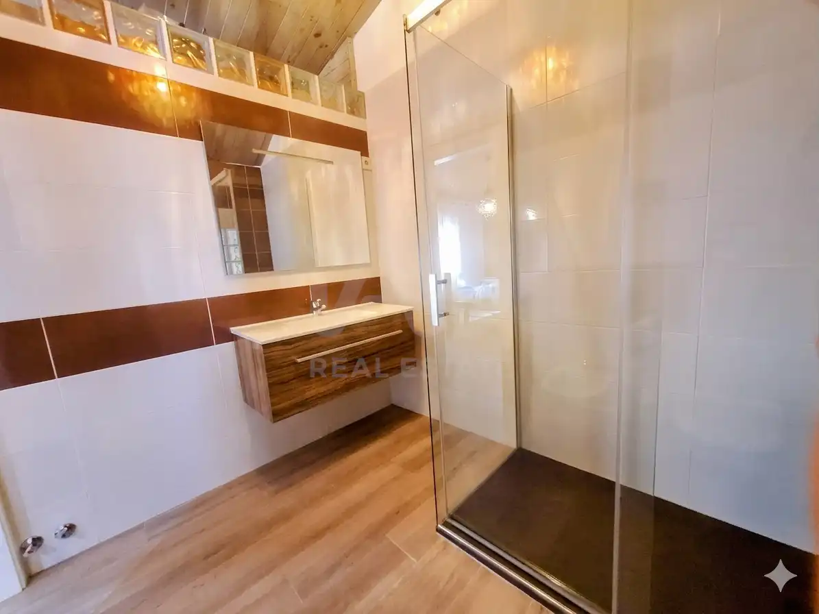 Bany de Casa o xalet en venda en Vélez-Málaga amb Aire condicionat i Terrassa