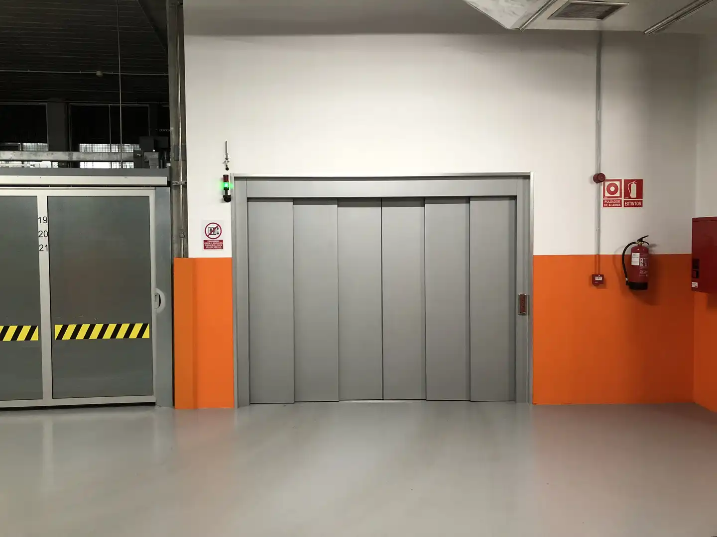 Garaje en venta en Plaza Cormelana, 1, Ensanche
