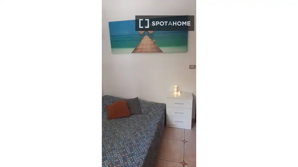 Bedroom of Flat for rent in Vigo   with Air Conditioner, Heating and Furnished