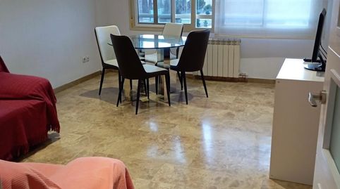 Foto 2 de Piso de alquiler en Calle Calle de Cádiar, 10, Rosaleda - Juventud, Granada Capital