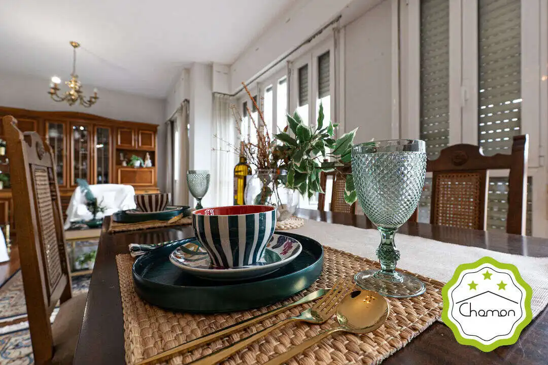 Comedor de Piso en venta en Bilbao  con Calefacción y Balcón