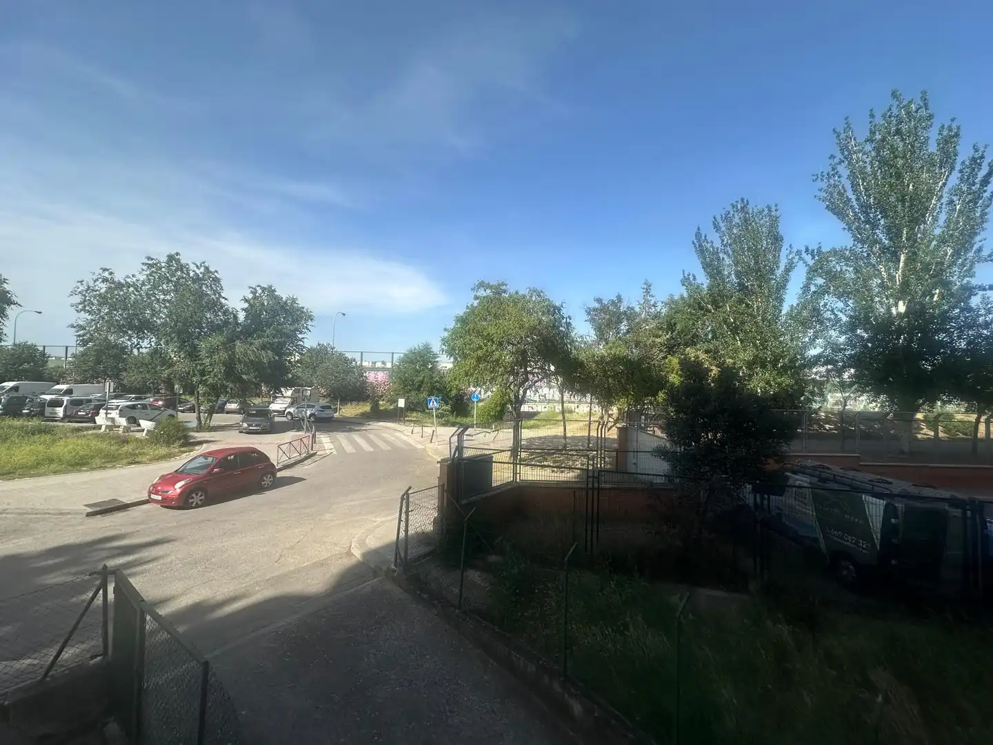Parking de Piso en venta en Madrid con Calefacción, Terraza y Amueblado