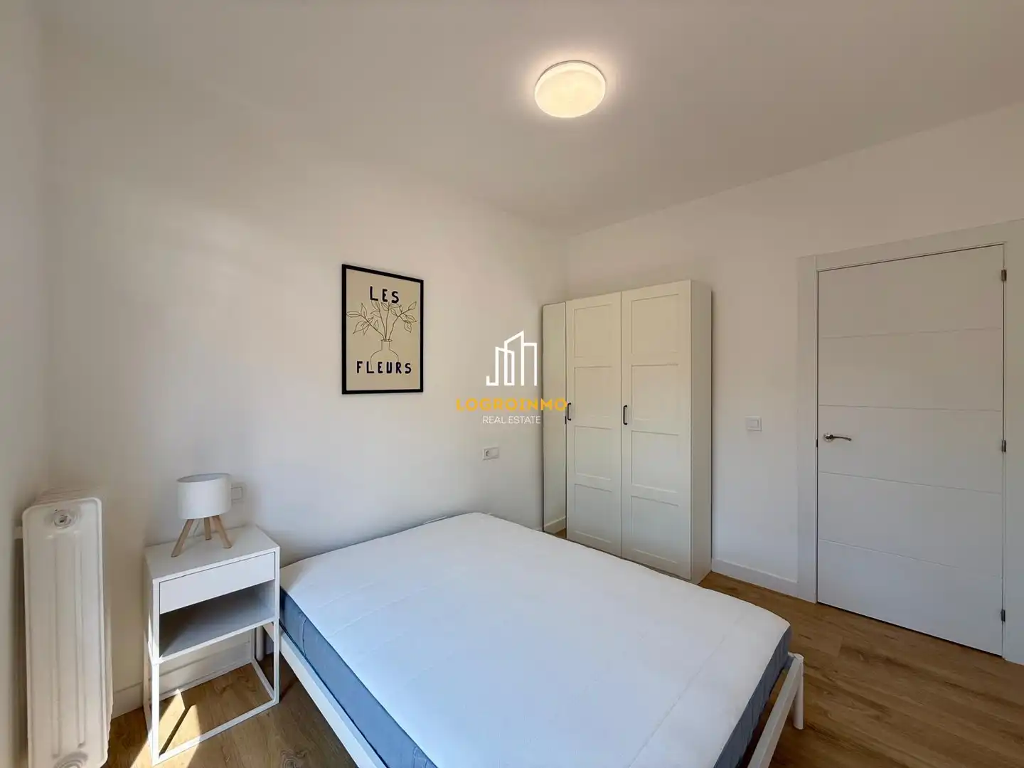 Habitación de Piso de alquiler en  Logroño con Calefacción y Balcón