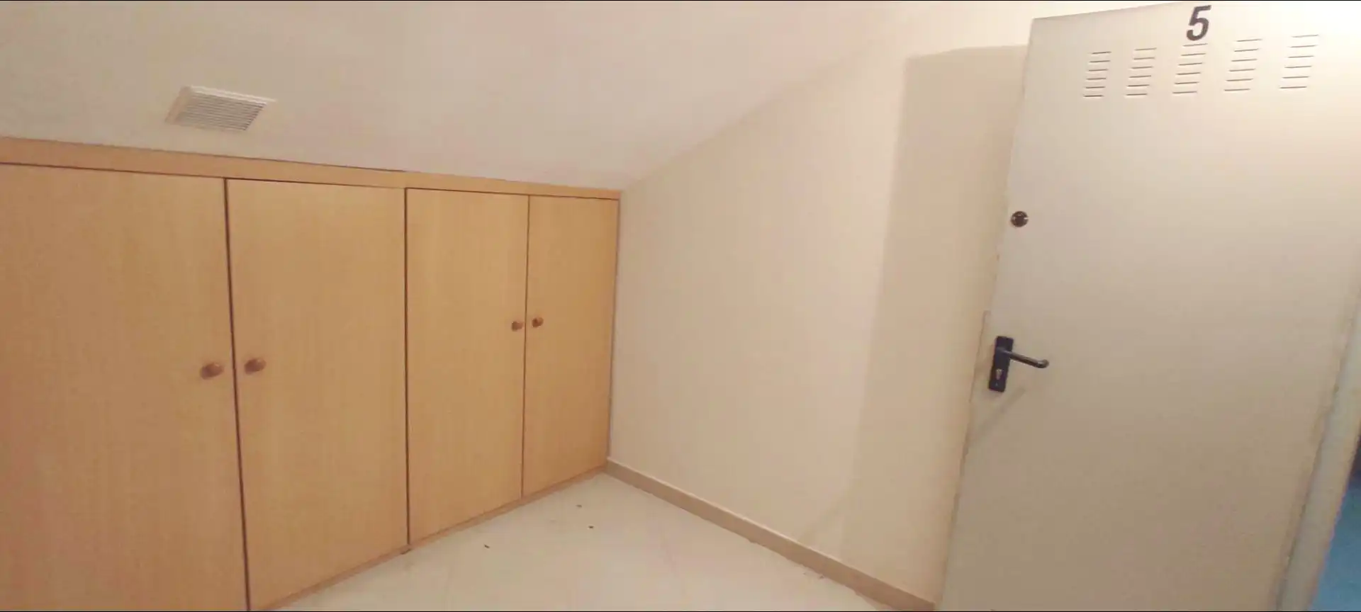Habitación de Piso de alquiler en Zaragoza con Aire acondicionado, Calefacción y Parquet