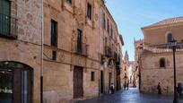 Vista exterior de Casa o xalet en venda en Salamanca Capital amb Terrassa i Piscina