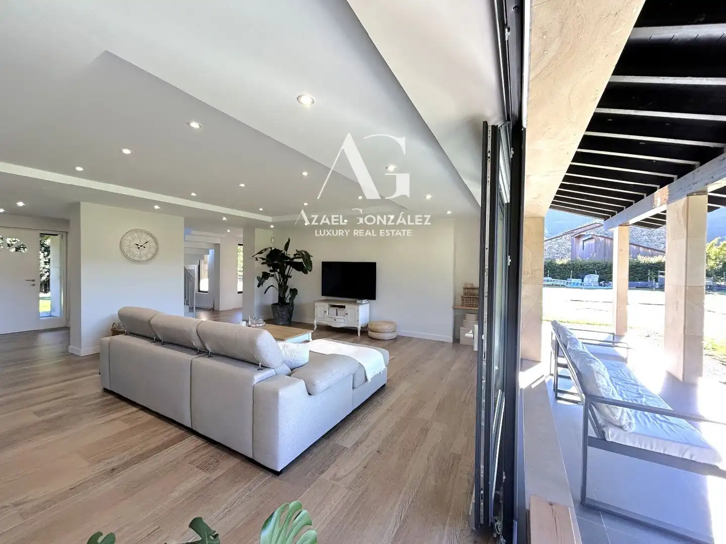 Living room of Houses for sale in Cabuérniga, Cantabria