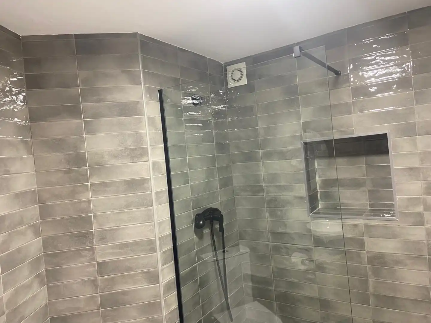 Bathroom of Apartments for rent in Colmenar  with Air Conditioner, Furnished and Washing machine