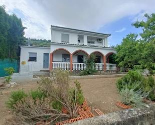 Vista exterior de Casa o xalet en venda en Montefrío amb Calefacció, Terrassa i Traster