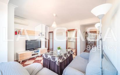 Living room of Flat for sale in Dos Hermanas  with Air Conditioner