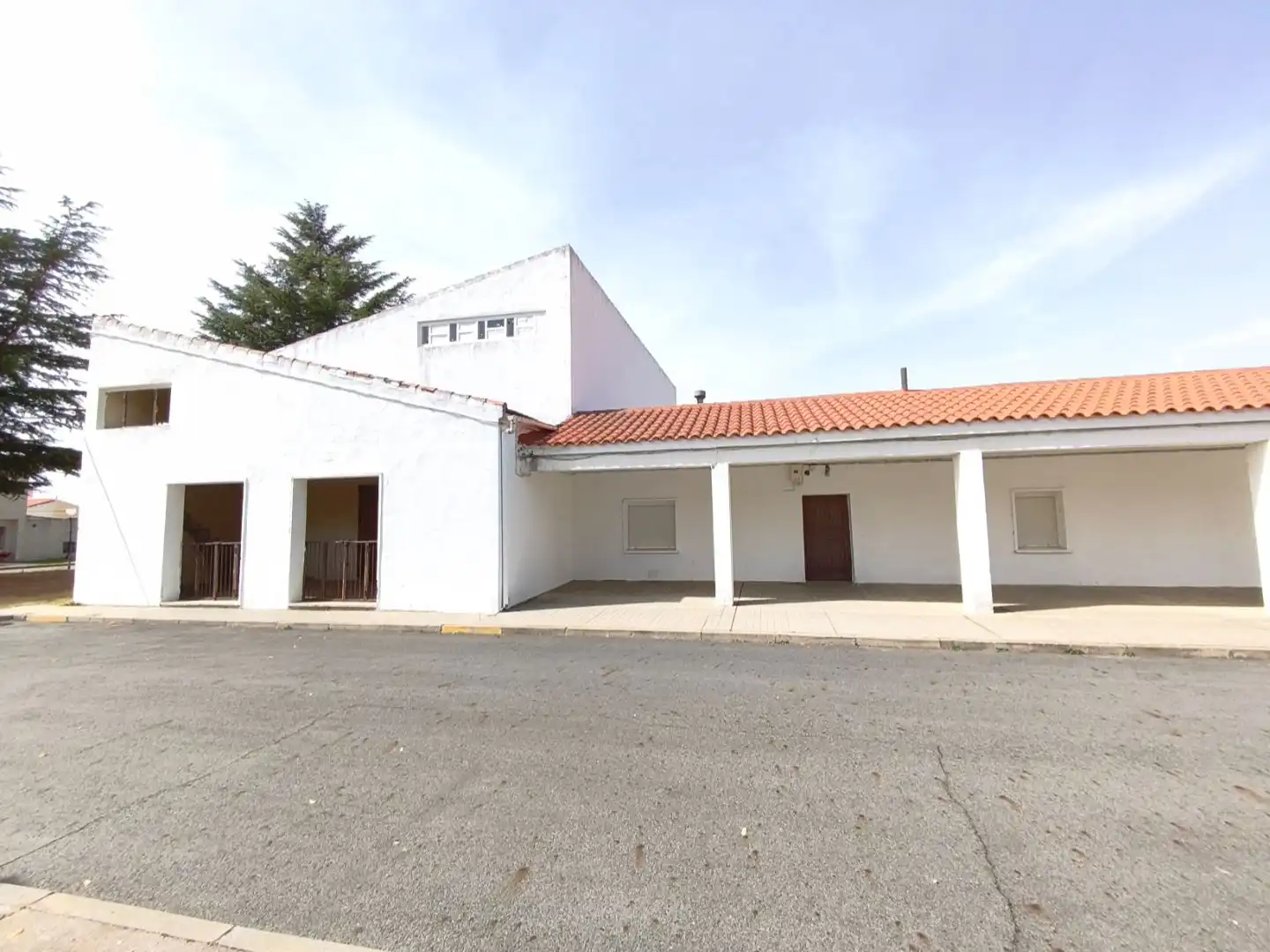Casa rústica amb piscina en venda a Plaza Generalísimo 5, imagen 2