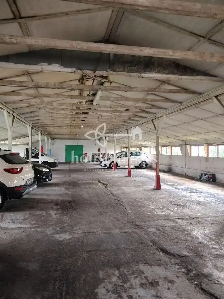 Aparcament de Nau industrial en venda en Ferrol