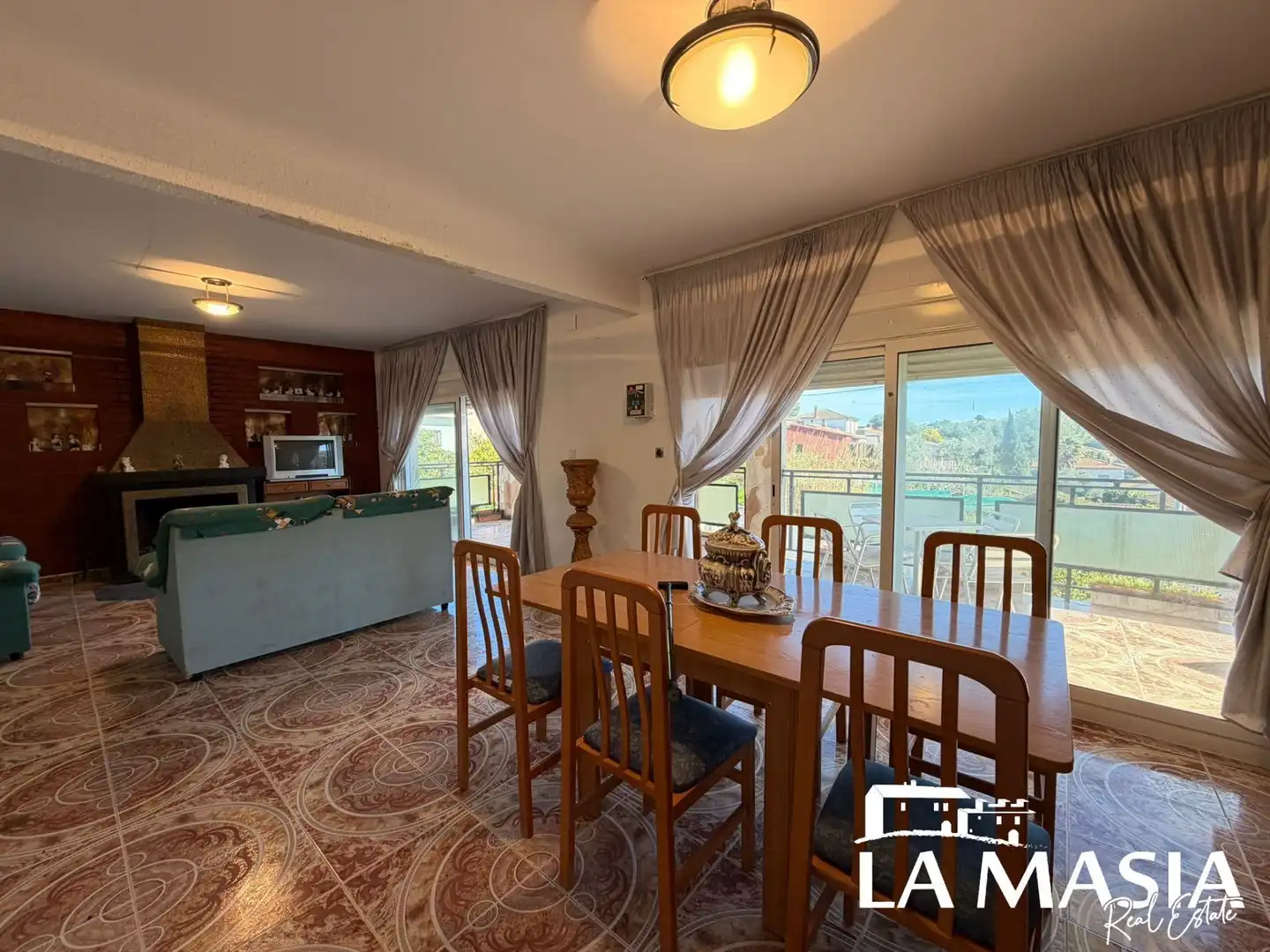 Dining room of Houses for sale in La Bisbal del Penedès  with Private garden, Terrace and Storage room