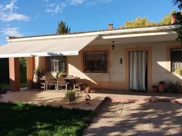 Finca rústica en Venta en Villamuriel de Cerrato