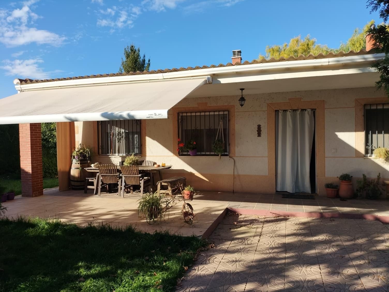 Jardí de Finca rústica en venda en Villamuriel de Cerrato amb Calefacció, Jardí privat i Traster